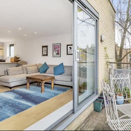 Spacious, Bright And Modern Flat In Holloway Londra Exterior foto